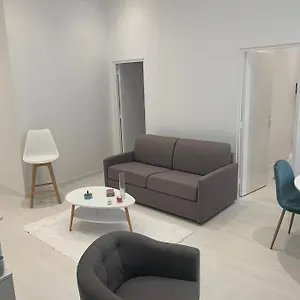 Gustave Apartment Nice